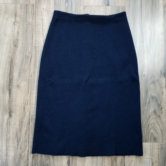 Brooks Brothers Italian Merino Navy Sweater Skirt - Picture 7 of 9